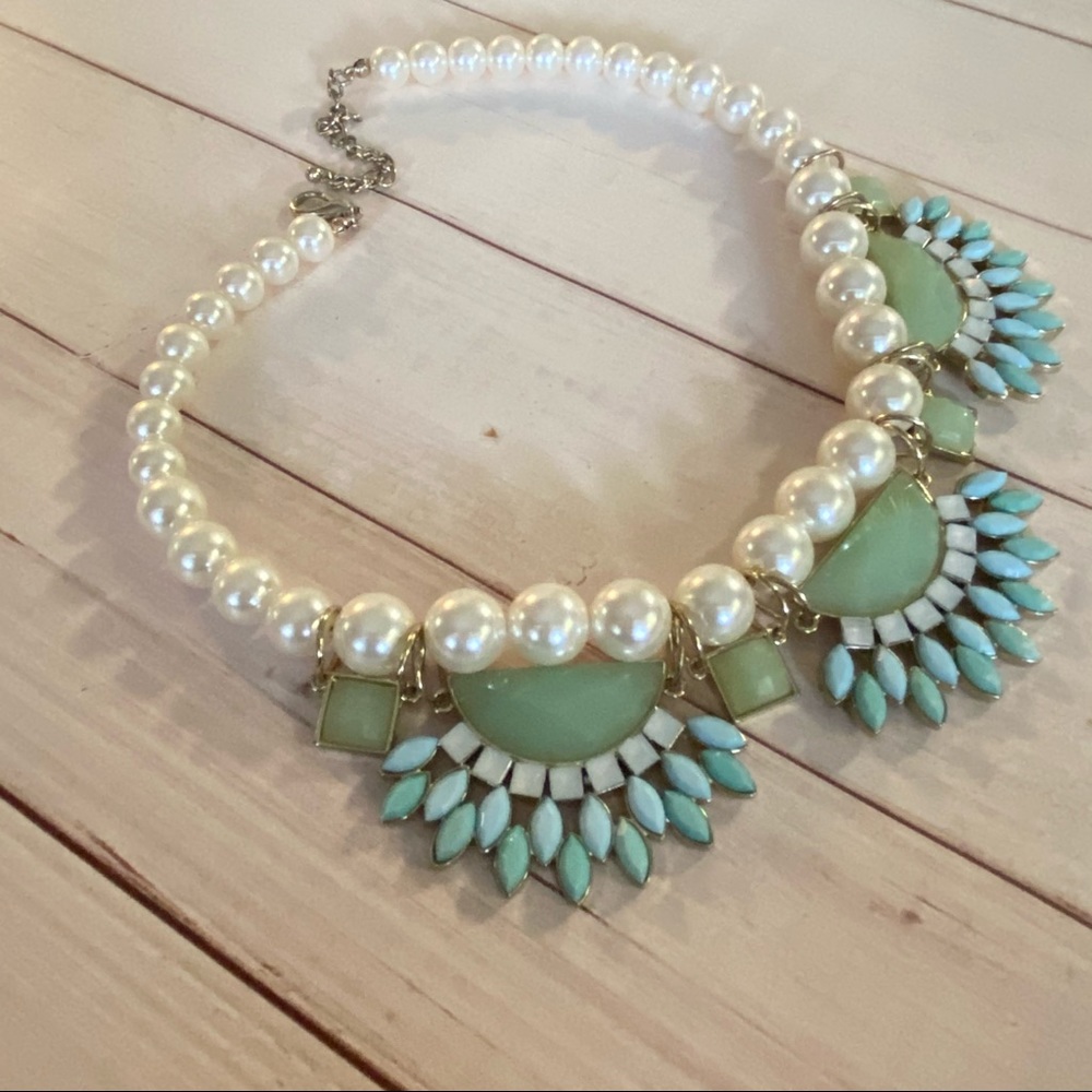 Faux Pearl Statement Necklace - Picture 2 of 6